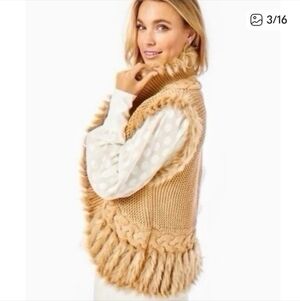Lilly Pulitzer Torini Faux Fur And Knit Vest Size Medium Tan Metallic